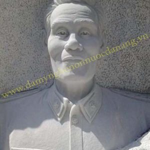 Tượng Chân Dung Đá Non Nước