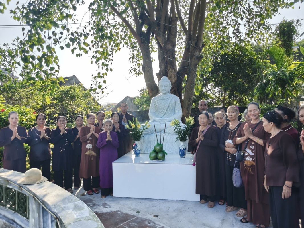 tượng bổn sư đá non nước